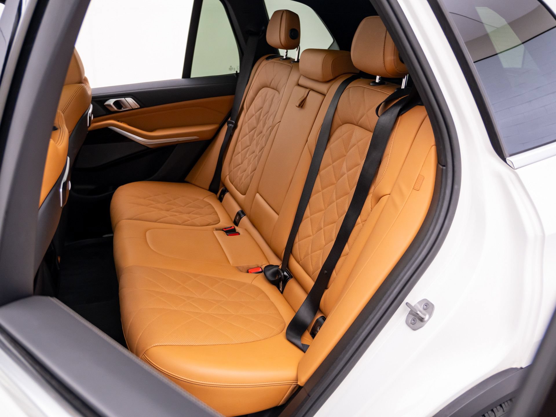 Used 2024 BMW X5 xDrive40i w/ Premium Package AWD/4WD image 18