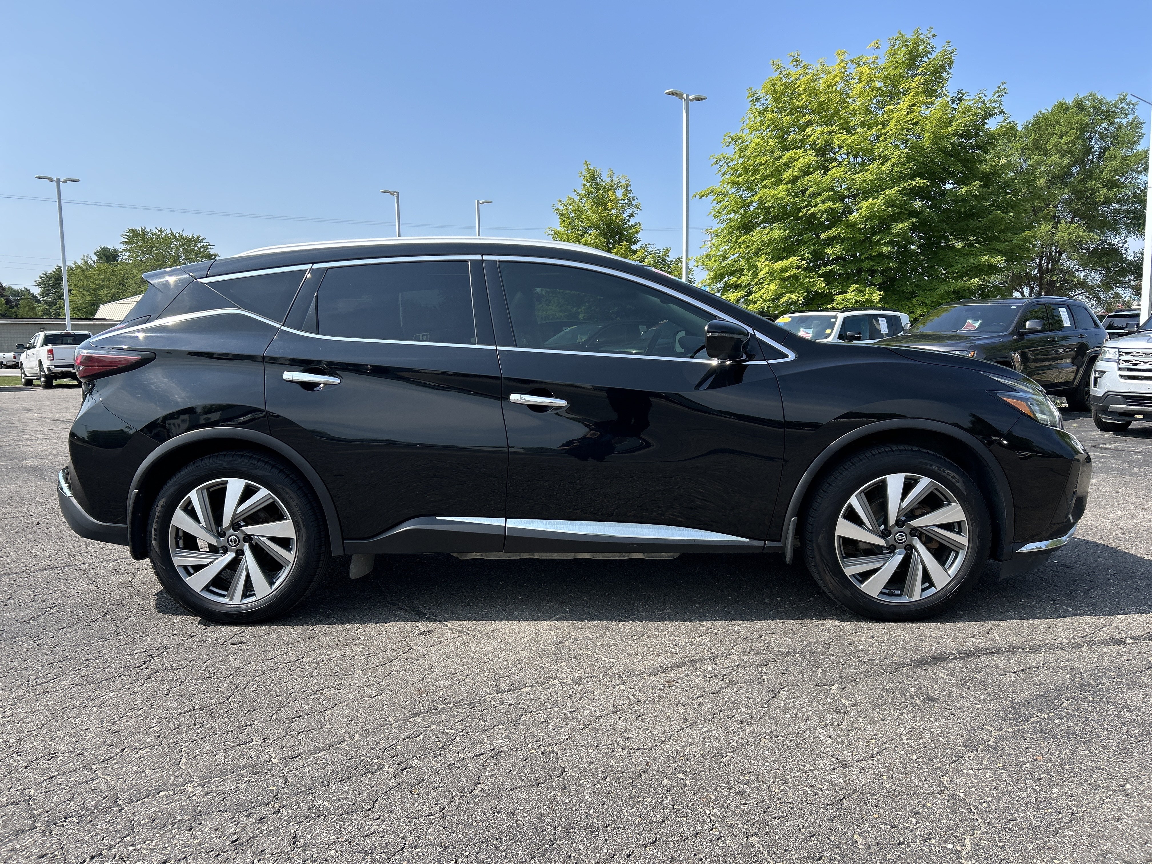 Used 2020 Nissan Murano SL AWD/4WD image 2