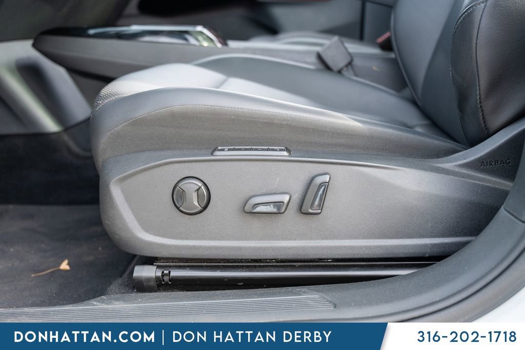 Used 2021 Volkswagen ID.4 Pro S w/ ID.4 Protection Package image 20