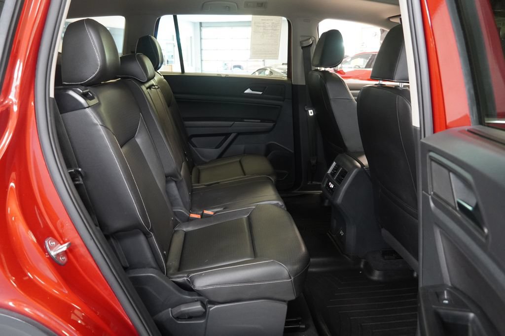 Used 2021 Volkswagen Atlas SEL AWD/4WD image 32