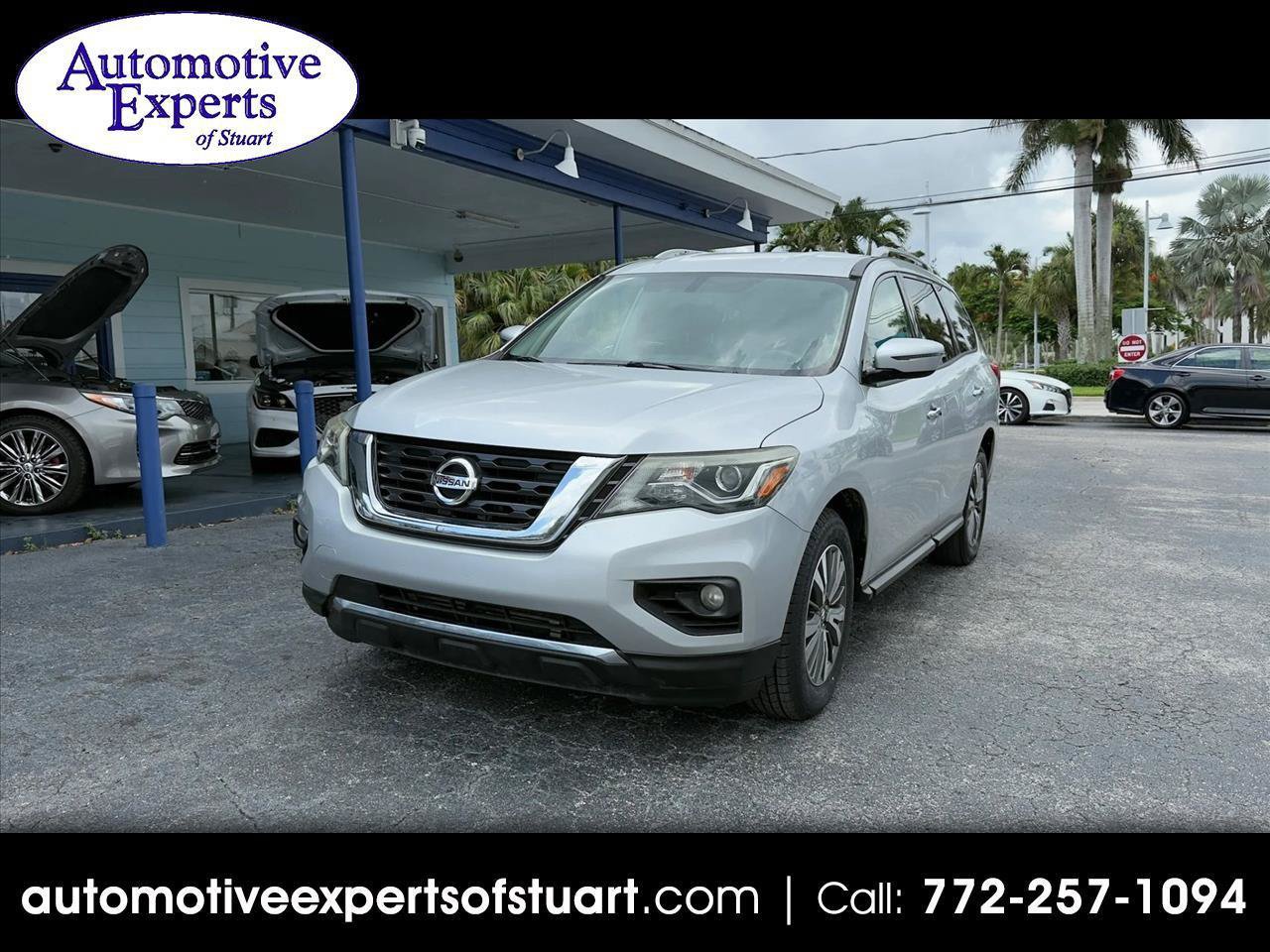 Used 2017 Nissan Pathfinder SV