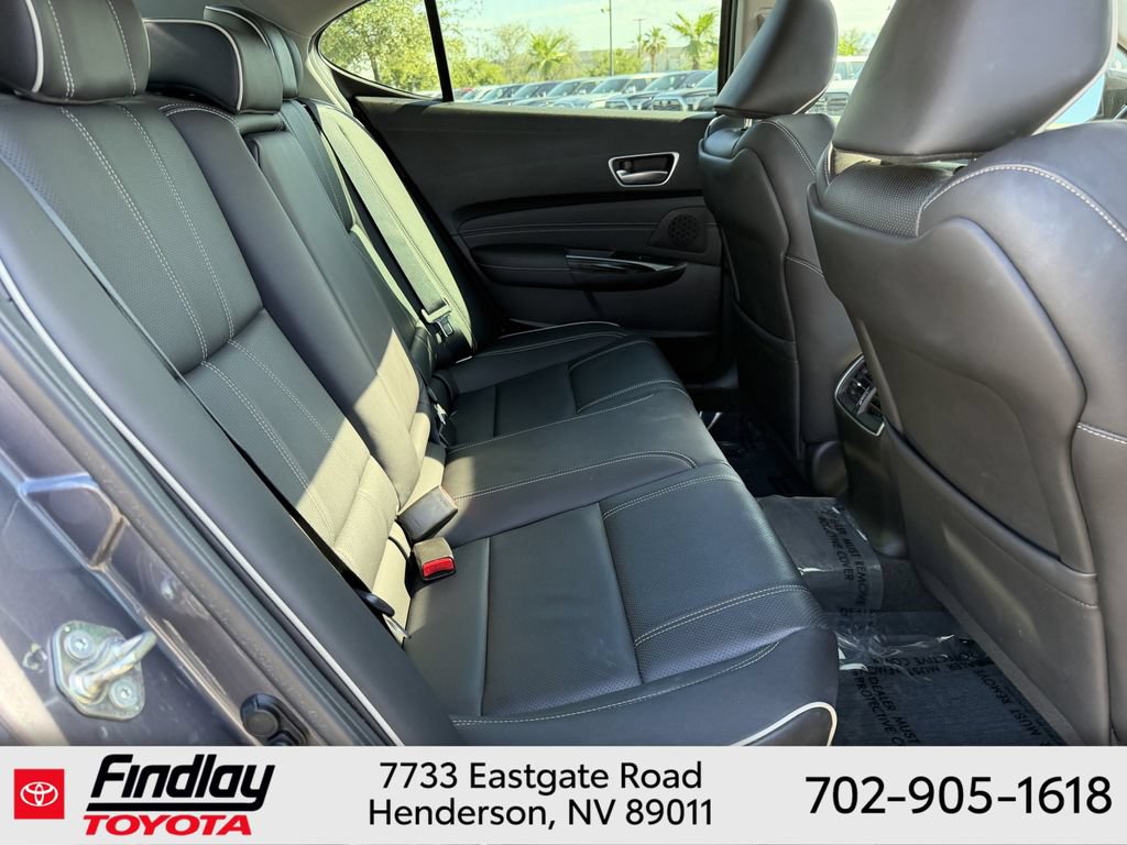 Used 2018 Acura TLX V6 w/ Technology Package FWD image 13