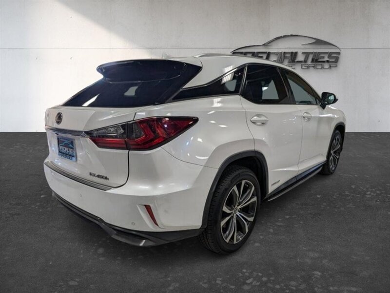 Used 2018 Lexus RX 450h AWD w/ Premium Package image 10