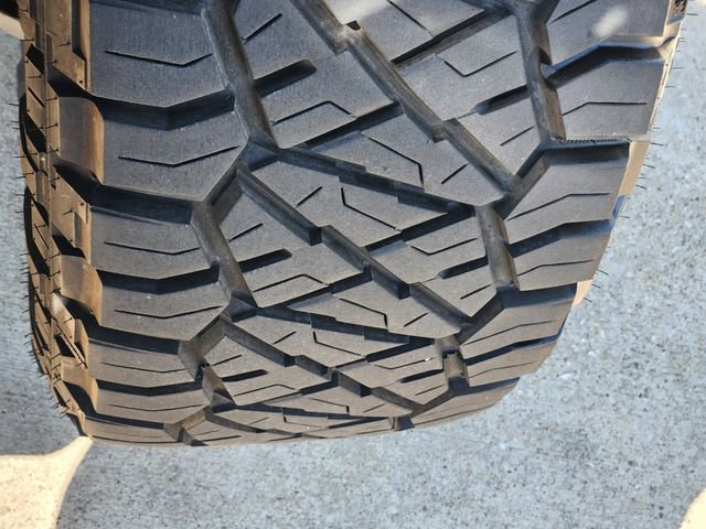 Used 2025 Ford F250 Platinum image 11