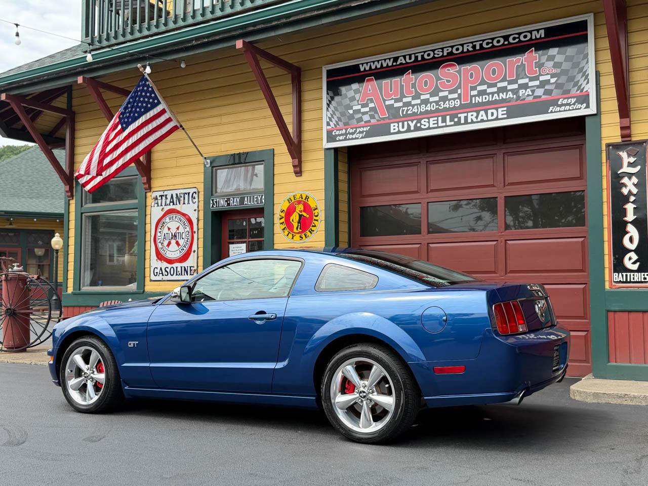 Used 2006 Ford Mustang GT Premium RWD image 10