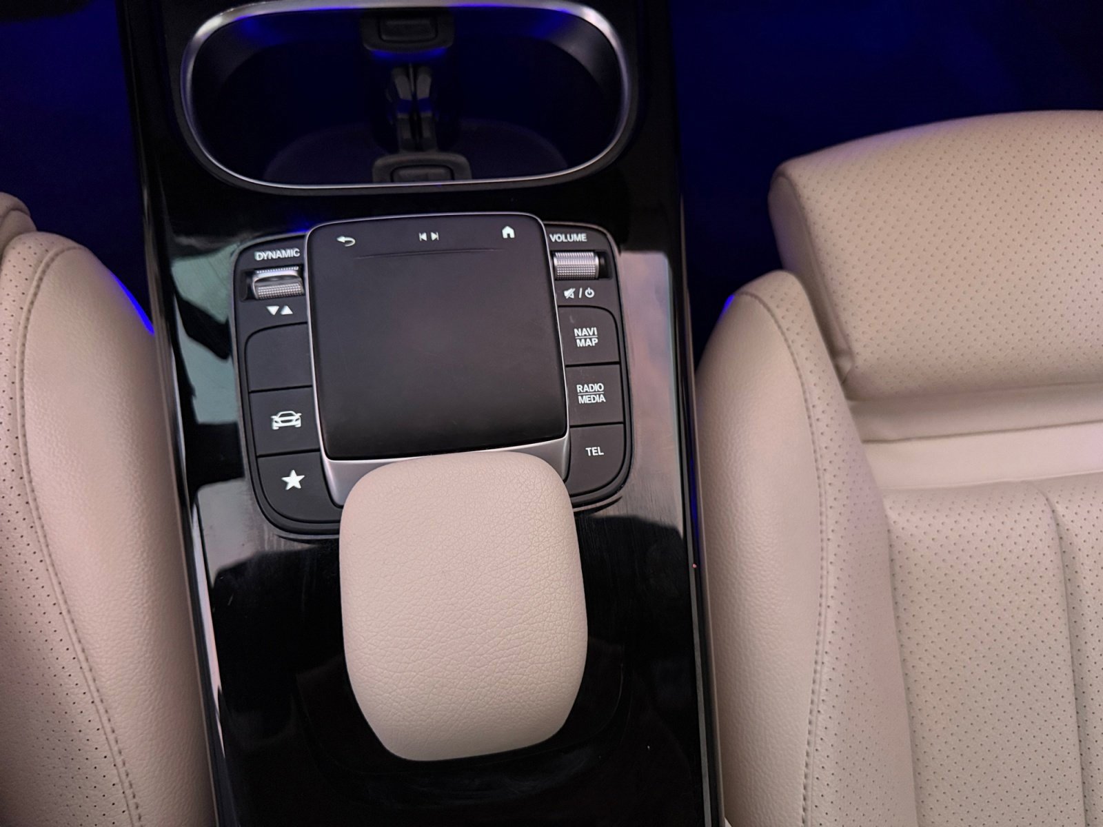 Used 2022 Mercedes-Benz CLA 250 image 19