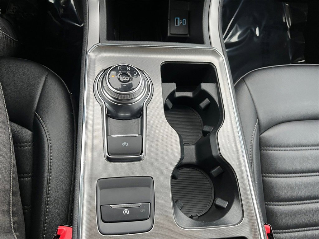 Used 2022 Ford Edge SEL w/ Convenience Package image 14