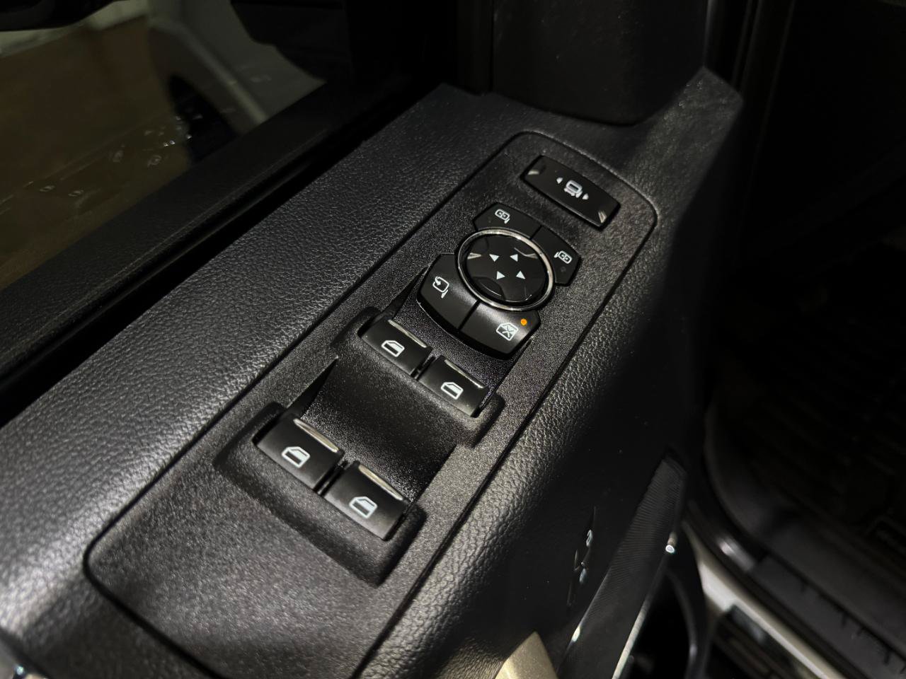 Used 2020 Ford F250 Lariat AWD/4WD image 31