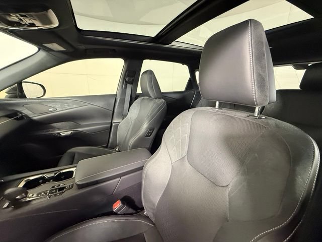 Certified 2025 Lexus RX 450h AWD w/ Convenience Package image 17