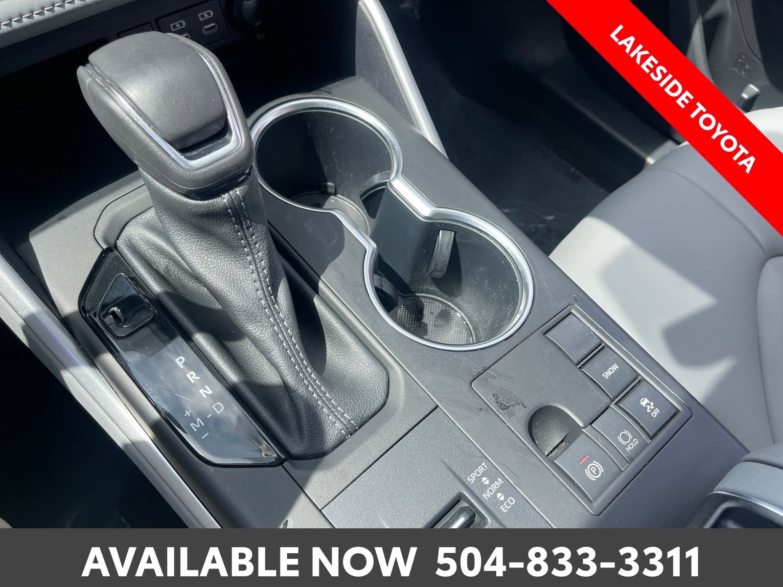 Used 2023 Toyota Highlander XLE FWD image 30