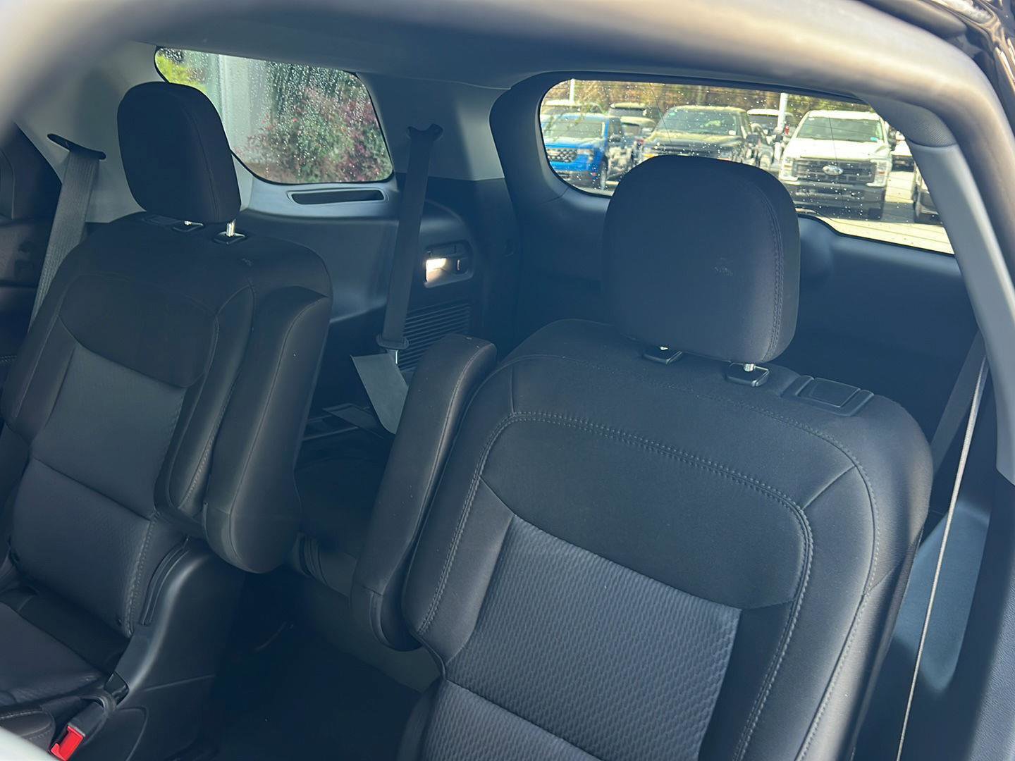 Certified 2023 Ford Explorer XLT RWD image 30