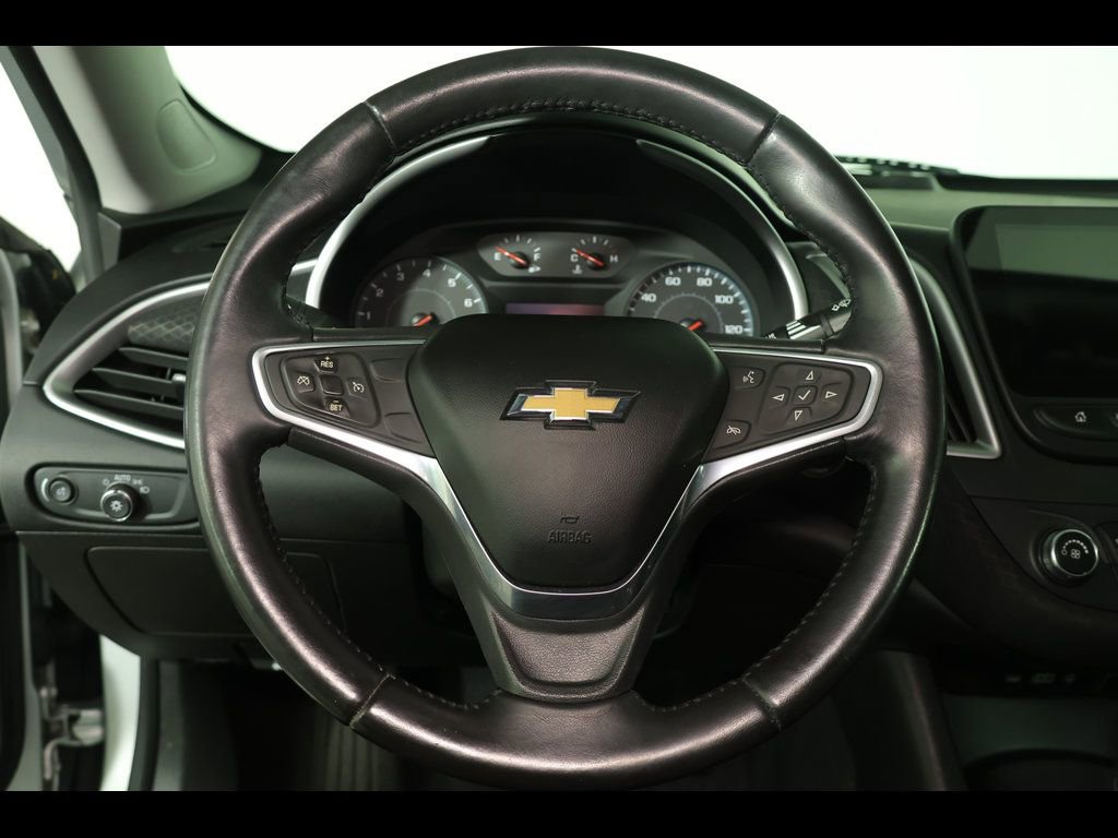 Used 2022 Chevrolet Malibu RS FWD image 22
