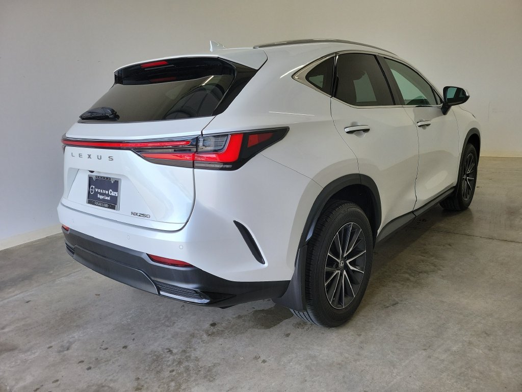 Used 2024 Lexus NX 250 FWD image 5