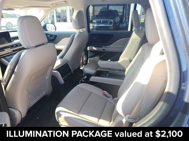 Used 2023 Lincoln Aviator Reserve w/ Equipment Group 201A AWD/4WD image 5