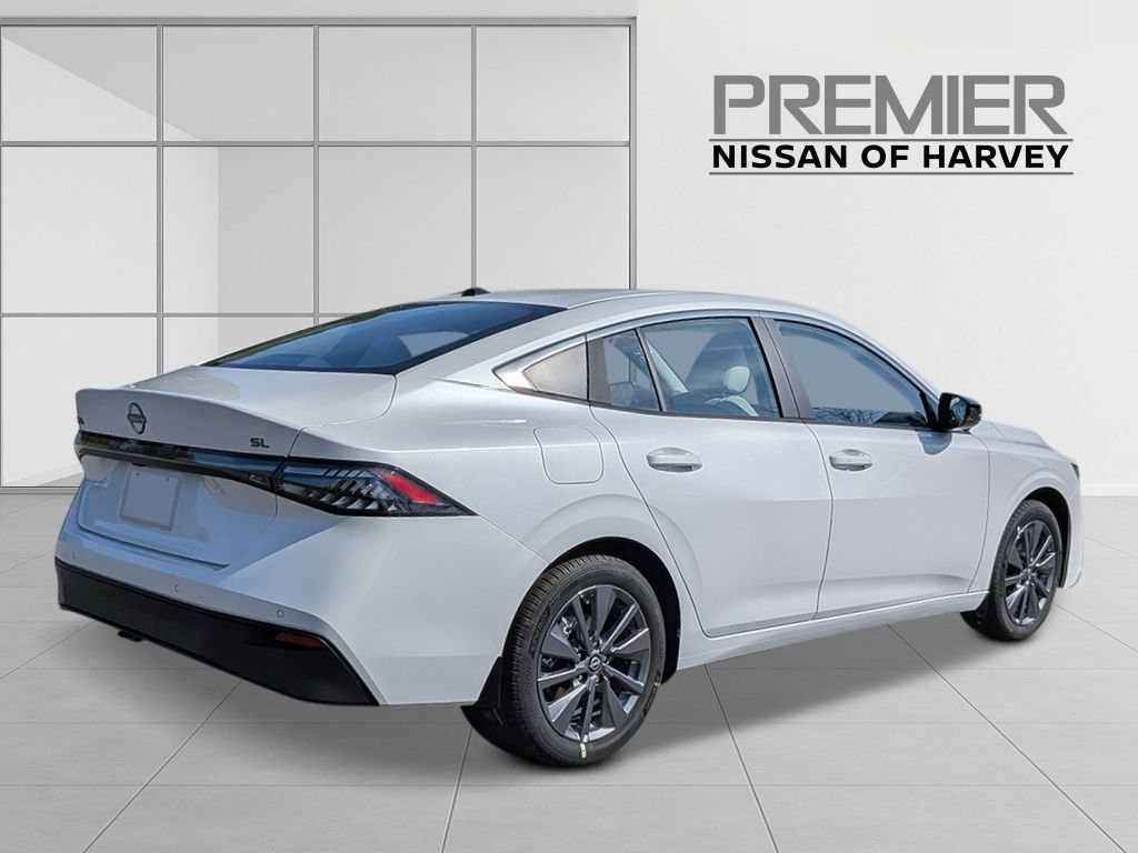 New 2026 Nissan Sentra SL w/ Floor Mat Package image 4