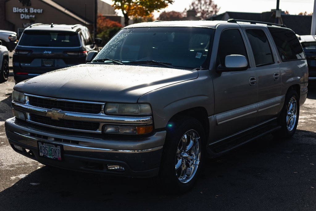 Used 2003 Chevrolet Suburban 4WD image 4
