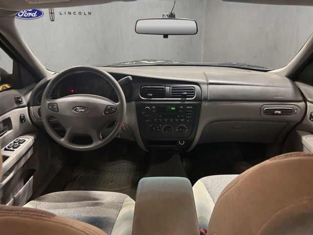 Used 2000 Ford Taurus SES FWD image 2