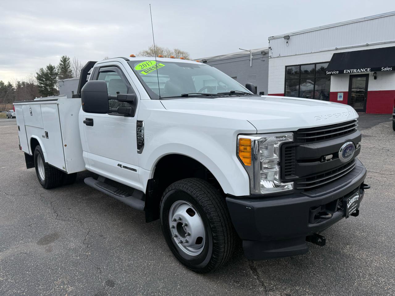 Used 2017 Ford F350 XL w/ Snow Plow Prep Package AWD/4WD image 15