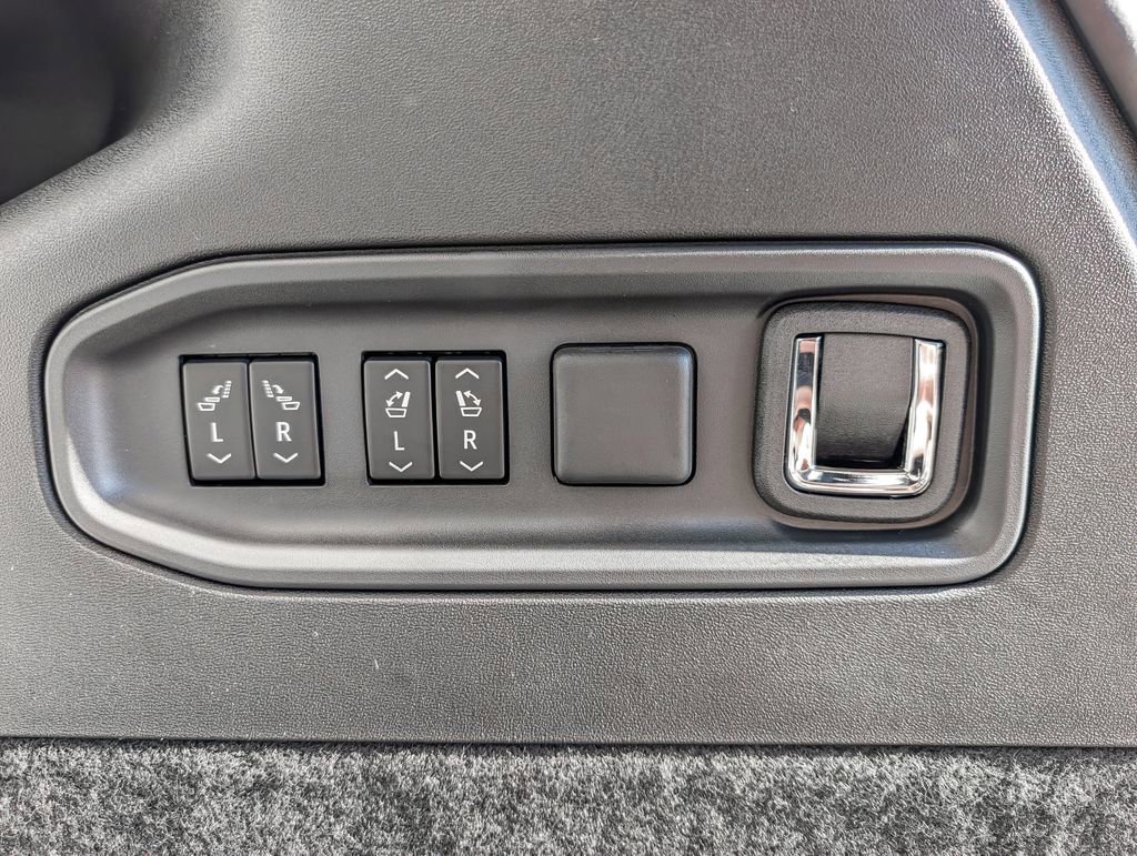 New 2026 Cadillac Vistiq Sport AWD/4WD image 19