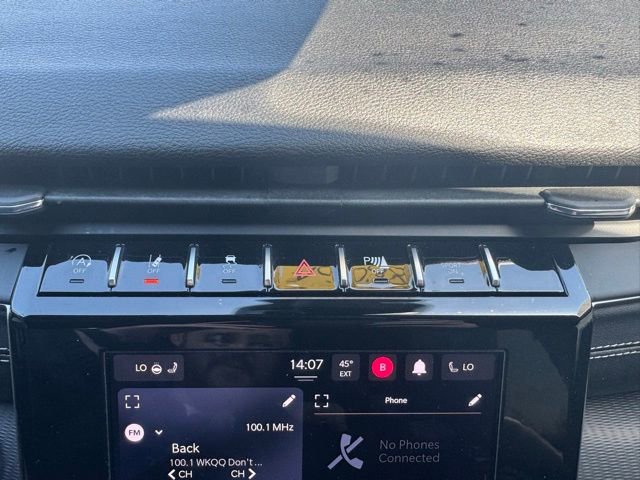 Used 2023 Jeep Grand Cherokee L Laredo image 25