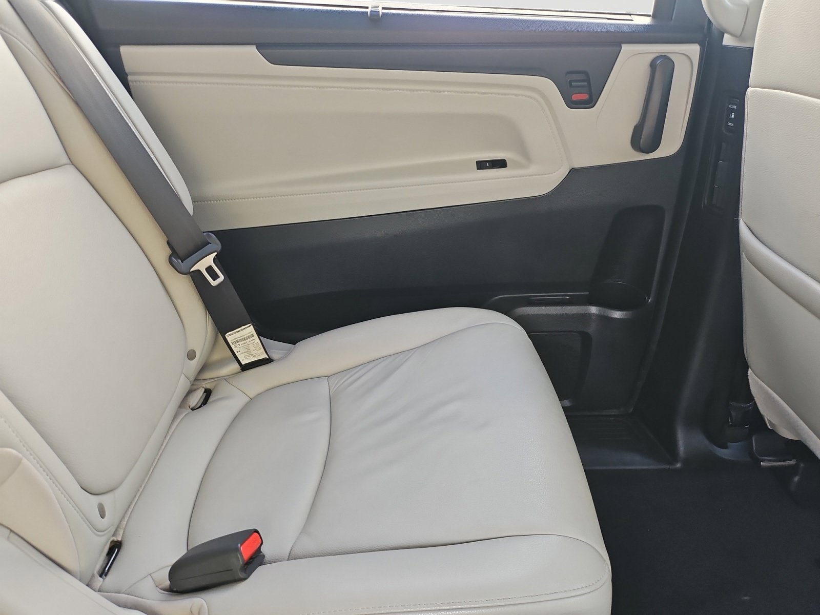 Used 2025 Honda Odyssey EX-L image 36