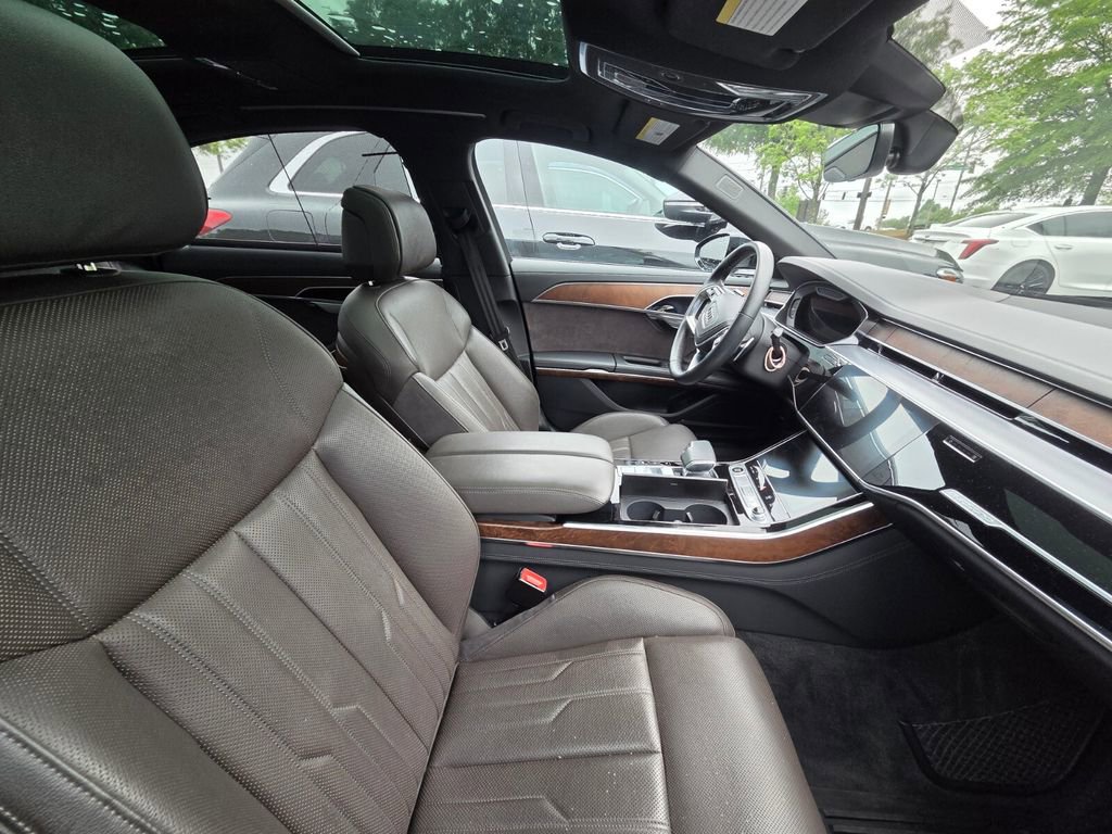 Used 2024 Audi A8 L 3.0T w/ Executive Package AWD/4WD image 9