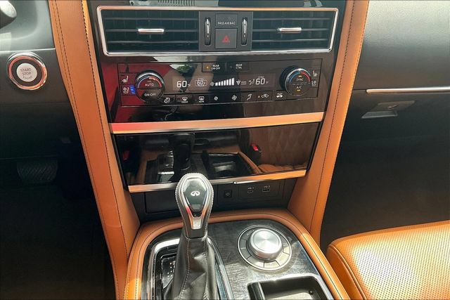 Used 2024 INFINITI QX80 Sensory AWD/4WD image 31