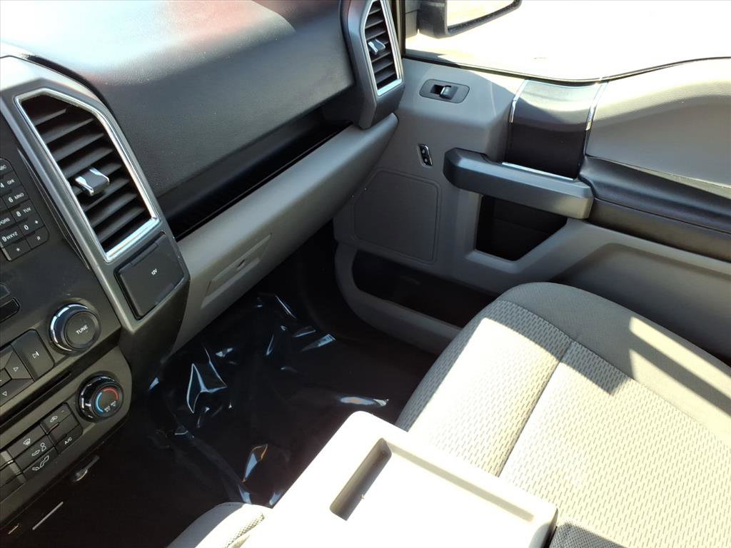 Used 2017 Ford F150 XLT image 35