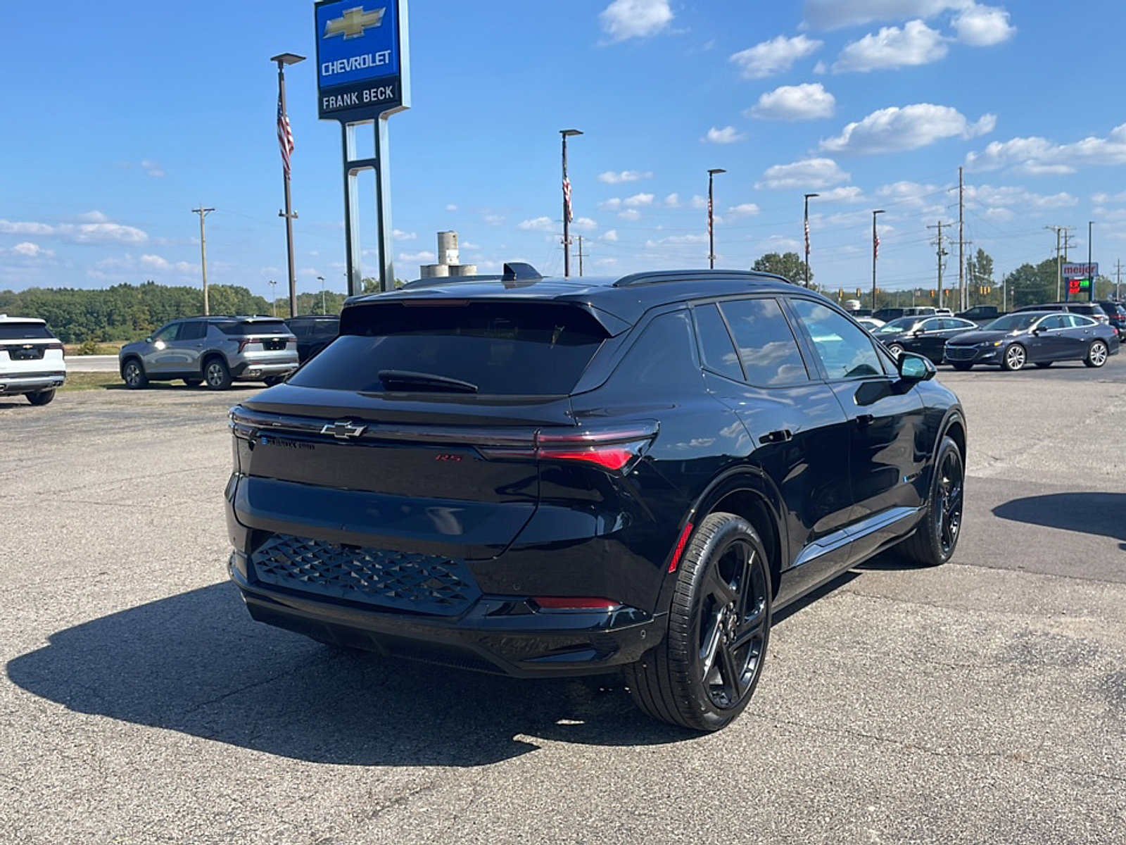 Used 2024 Chevrolet Equinox EV RS image 4