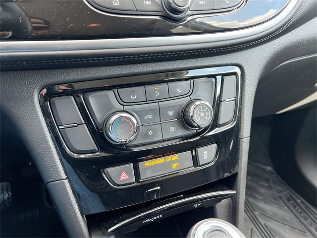 Used 2022 Buick Encore Preferred w/ Safety Package image 11