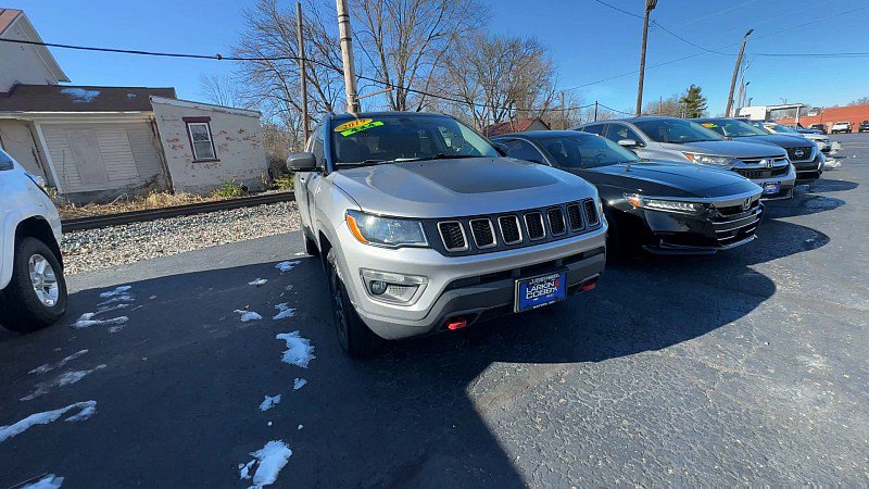 Used 2019 Jeep Compass Trailhawk image 8