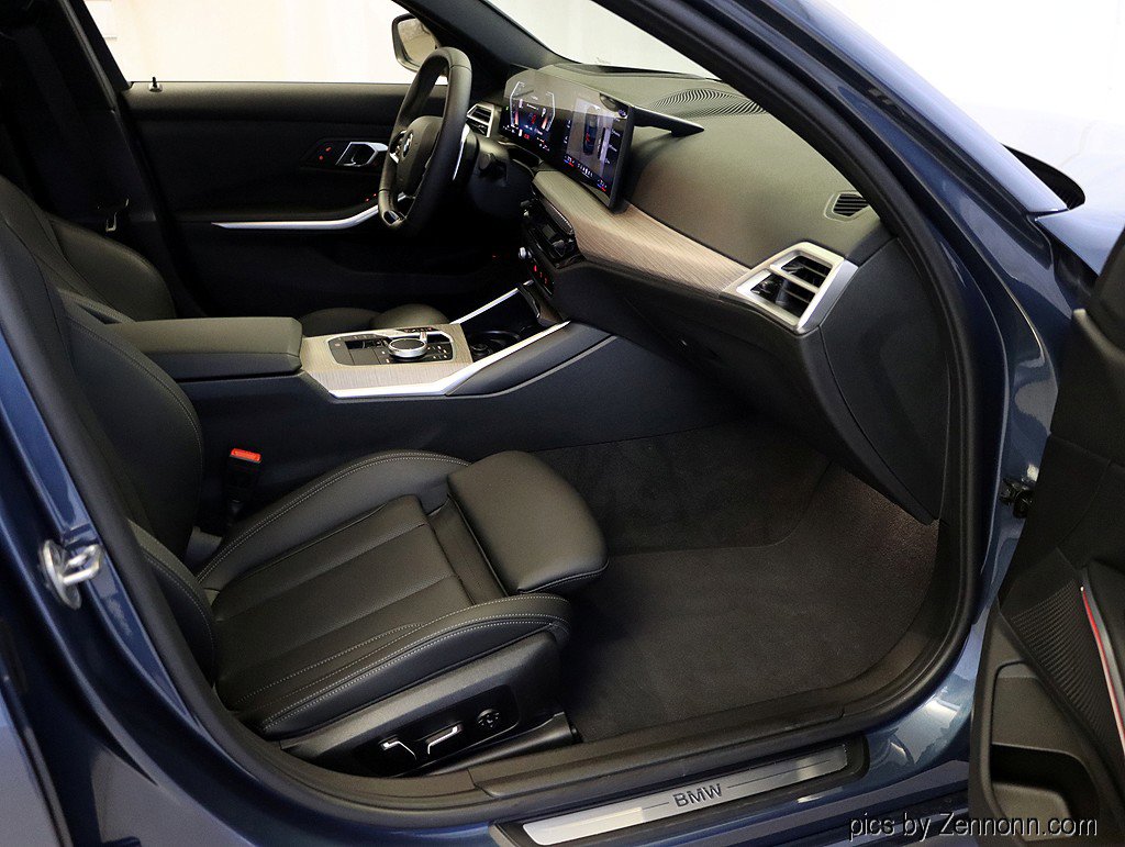 Certified 2025 BMW 330i xDrive Sedan image 35