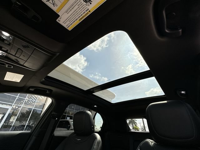 Certified 2023 Cadillac XT4 Premium Luxury FWD image 27