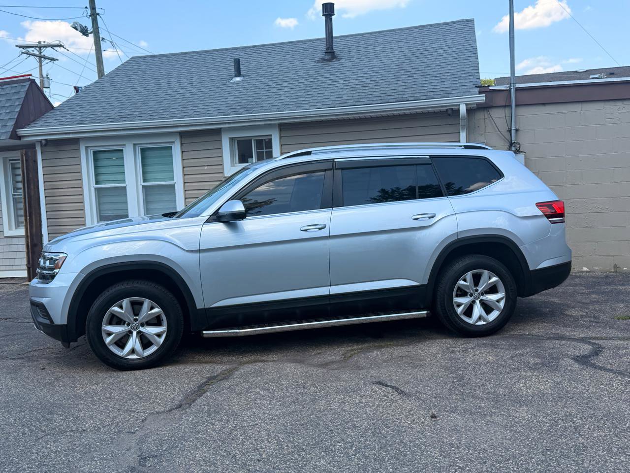 Used 2019 Volkswagen Atlas S w/ Towing Package AWD/4WD image 3
