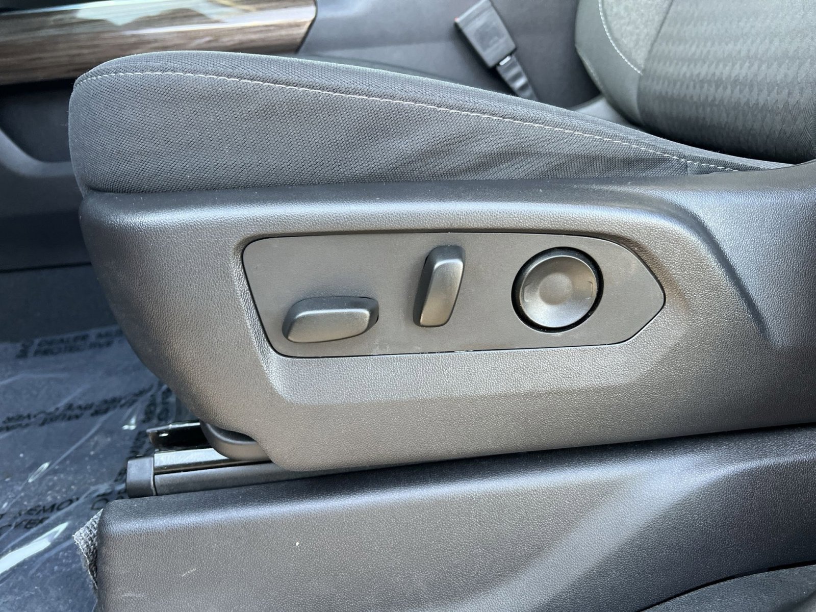 Used 2024 Chevrolet Silverado 1500 RST w/ Convenience Package II image 14