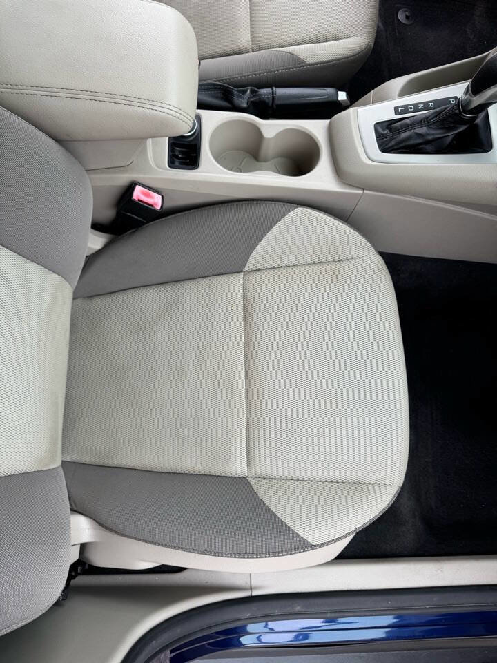 Used 2012 Ford Focus SE image 43