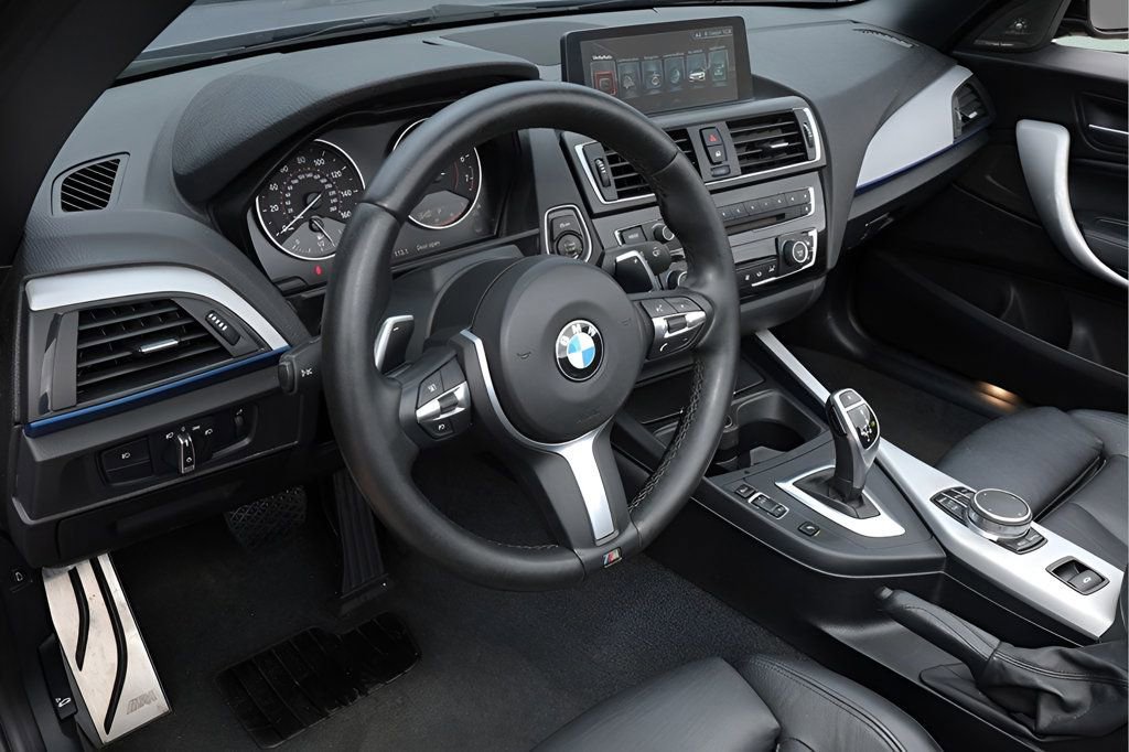 Used 2017 BMW 230i Convertible RWD image 16