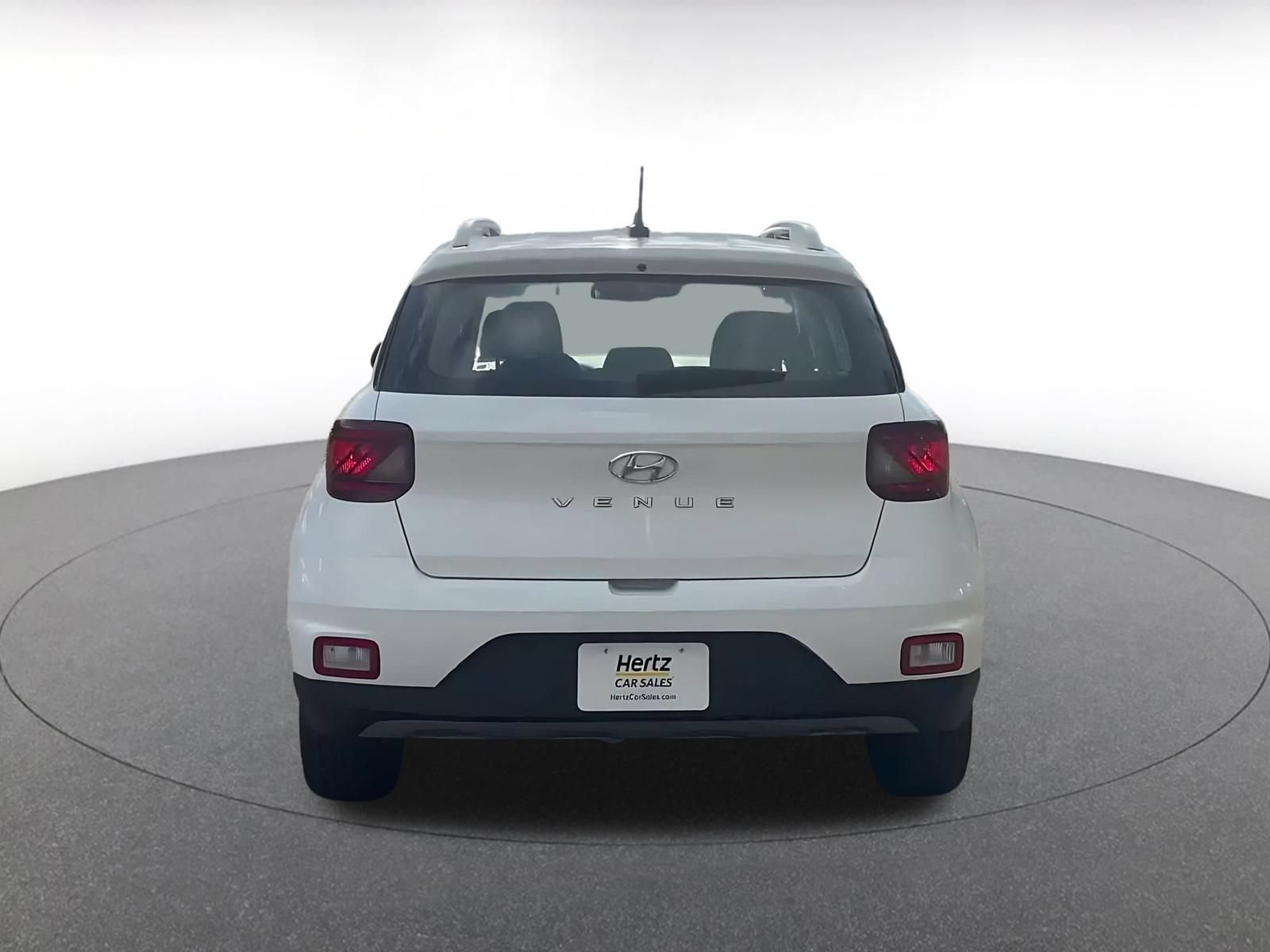 Used 2026 Hyundai Venue SEL FWD image 12
