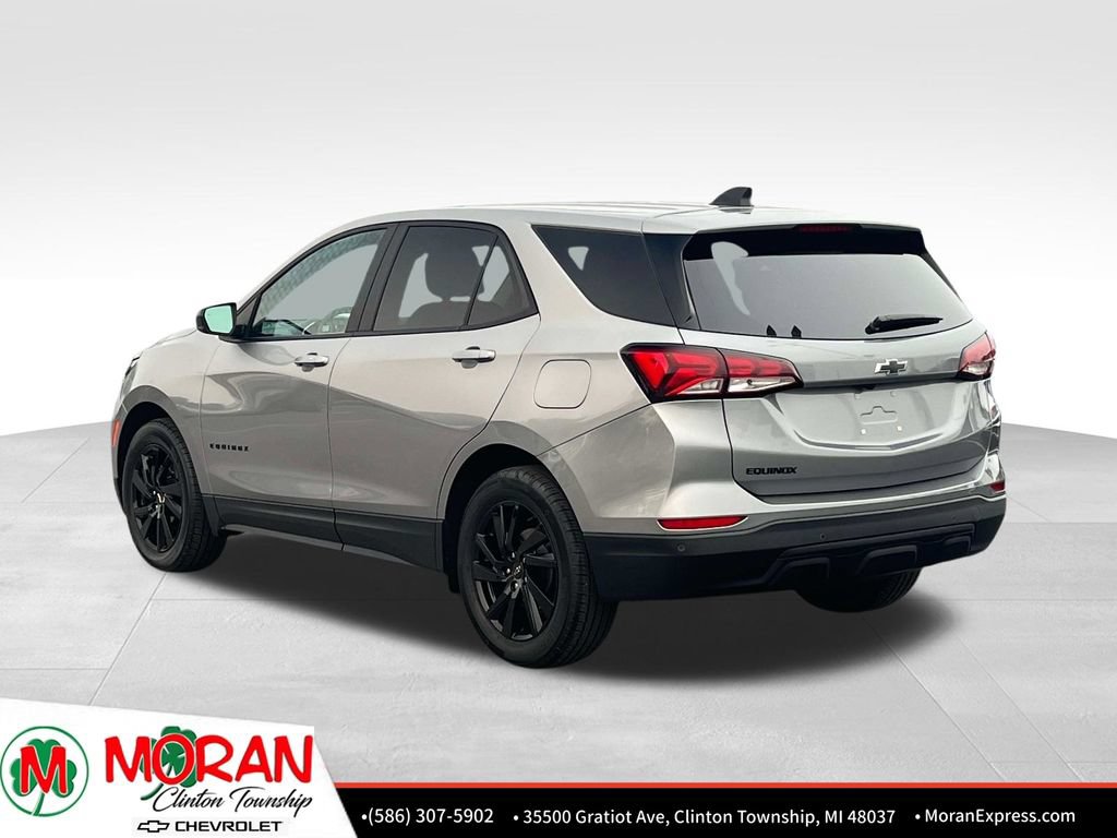 Certified 2024 Chevrolet Equinox LS w/ LS Convenience Package FWD image 4