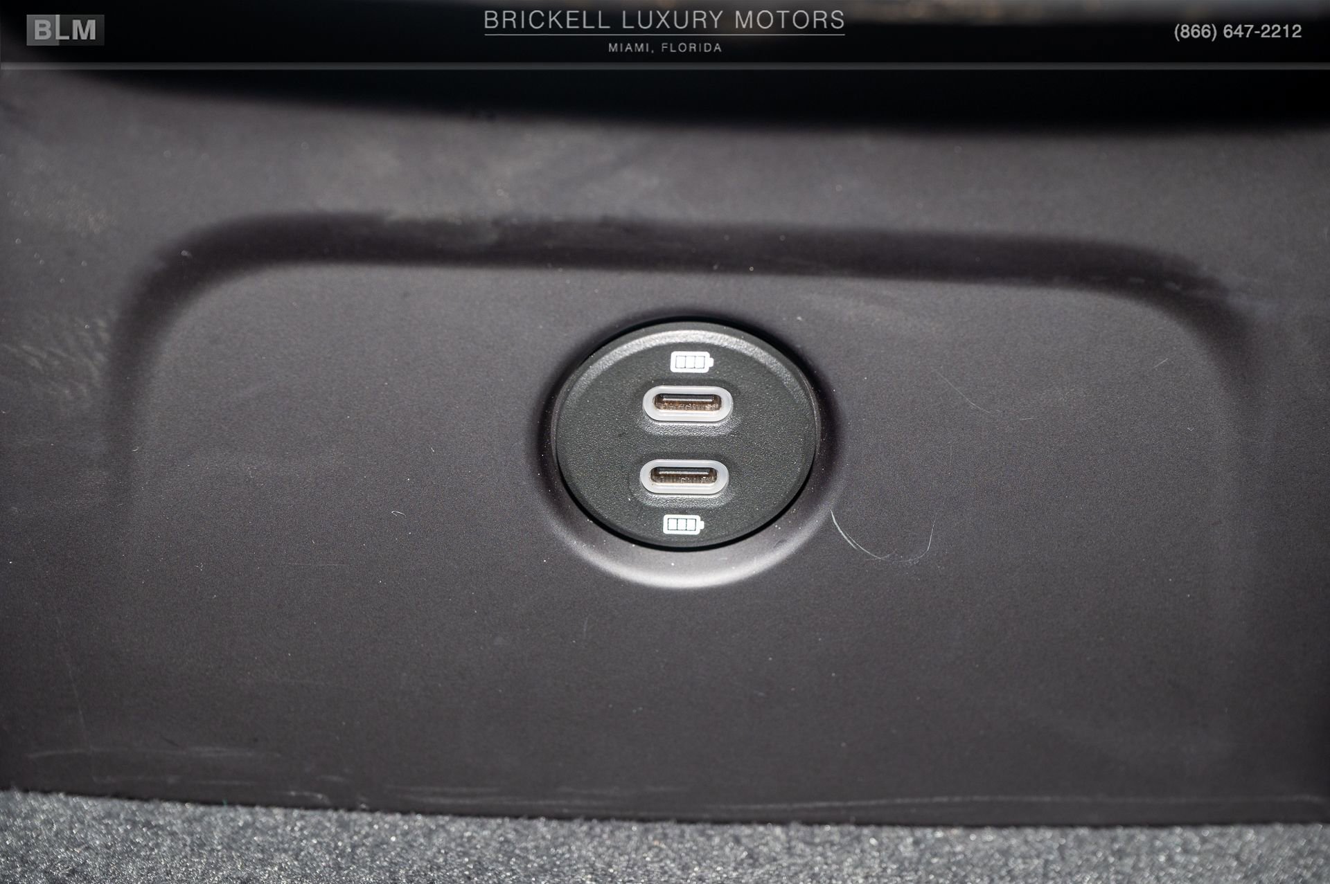 Used 2024 Porsche Macan image 19