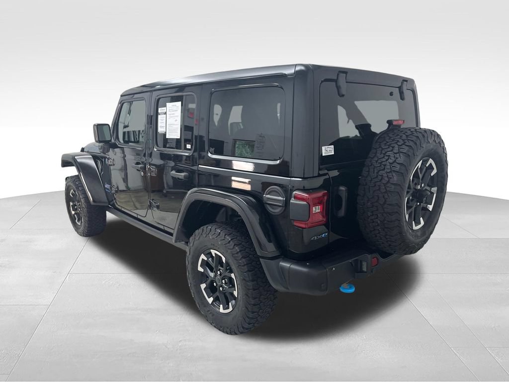 Used 2024 Jeep Wrangler Unlimited Rubicon 4xe AWD/4WD image 3