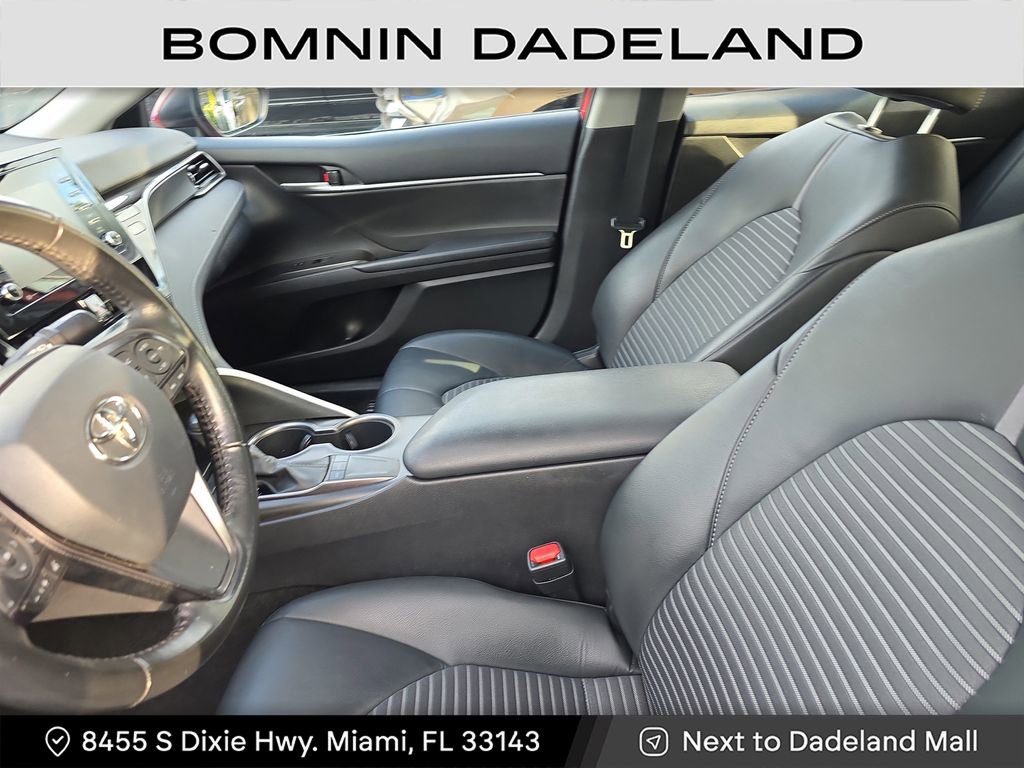Used 2023 Toyota Camry SE image 17