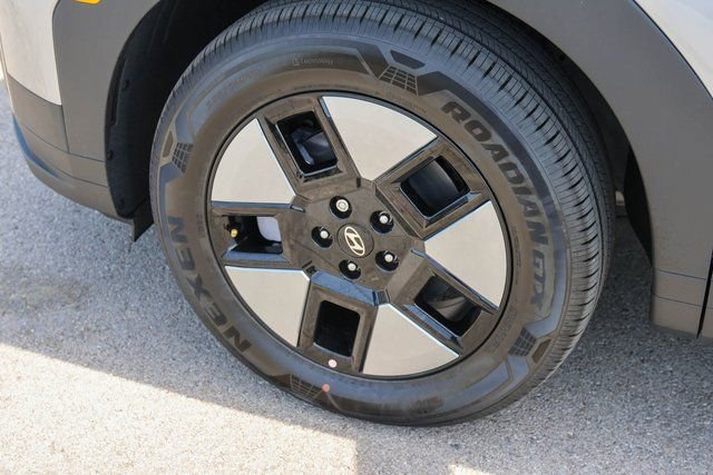 New 2026 Hyundai Santa Fe SEL image 5