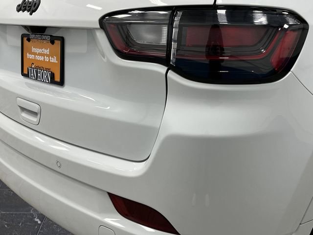 Used 2025 Jeep Compass Limited w/ High Altitude Package image 32