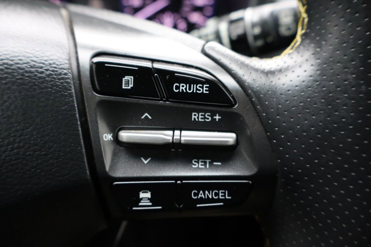 Used 2020 Hyundai Kona Ultimate image 31