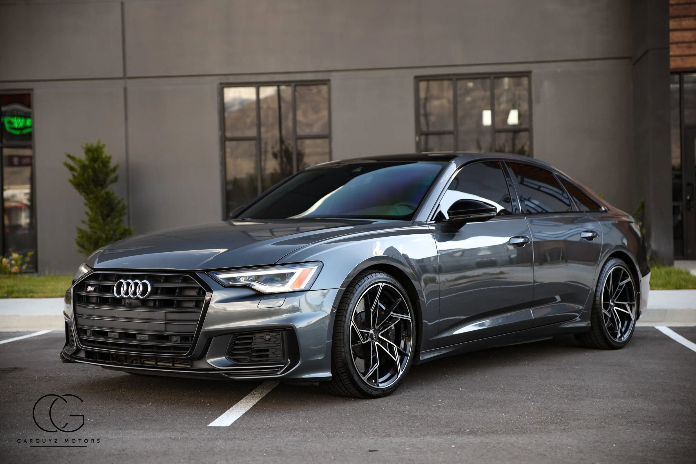 Used 2022 Audi S6 Premium Plus w/ Black Optic Package AWD/4WD image 3
