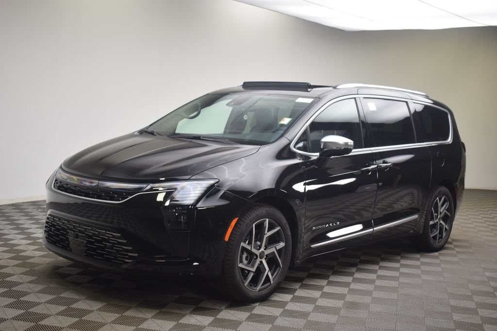 New 2027 Chrysler Pacifica Pinnacle FWD image 15