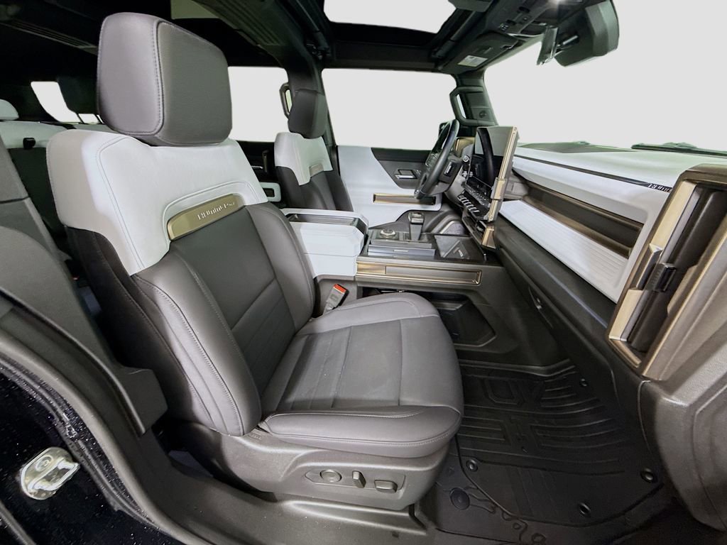 Used 2024 GMC Hummer EV 2X w/ LPO, Sport Package image 28