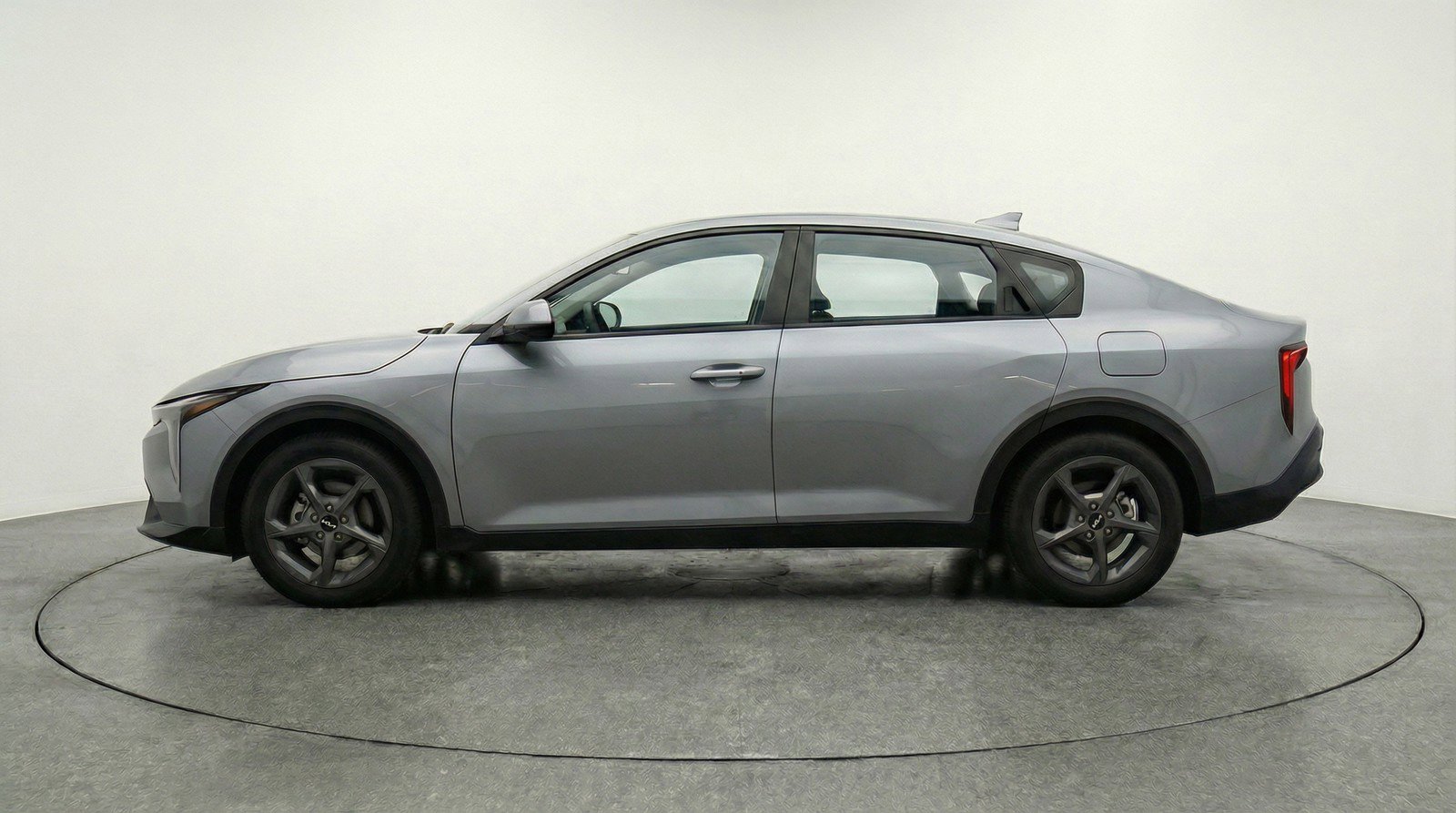 Used 2025 Kia K4 FWD image 5