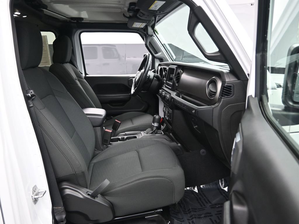 Used 2020 Jeep Wrangler Unlimited Sport S image 32